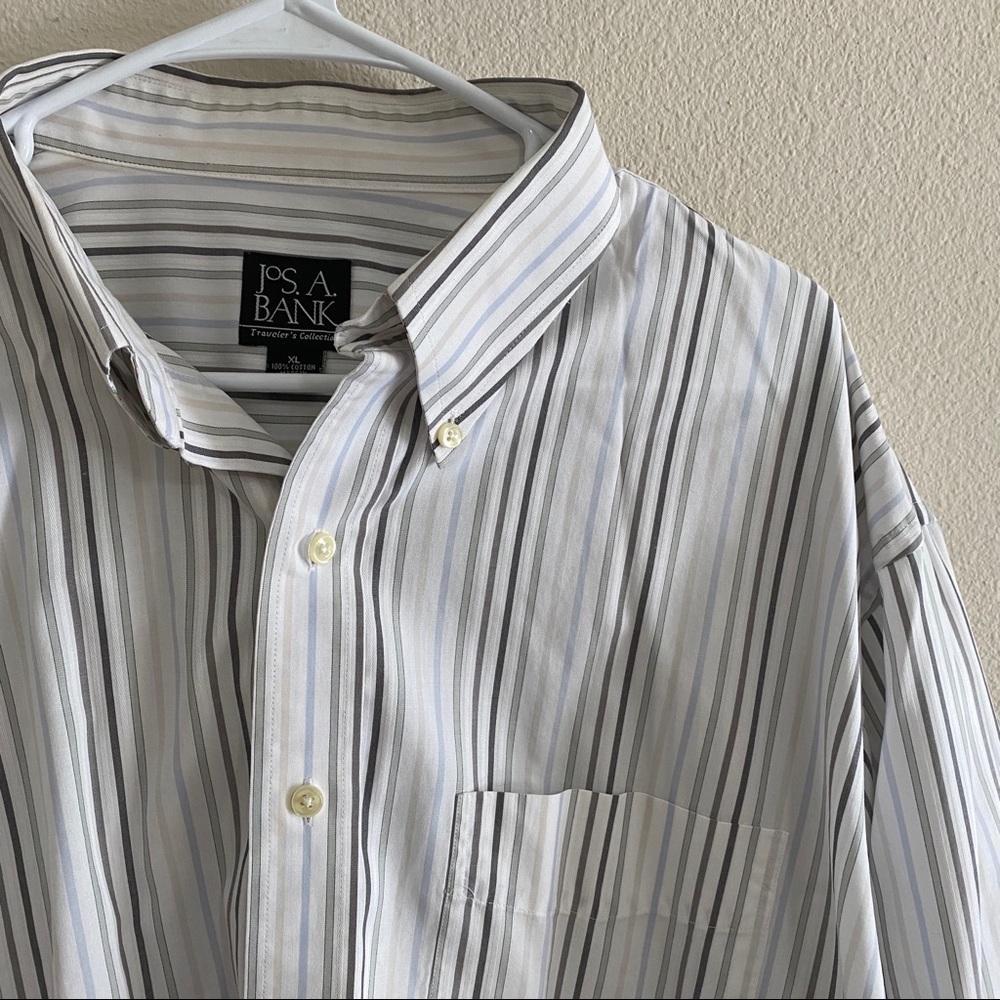 Jos A. Banks Traveler Collection Shirt